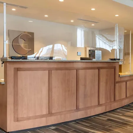 Comfort Inn & Suites