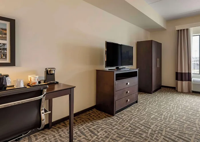 Comfort & Pittsburgh-northshore Hotel Pittsburgh