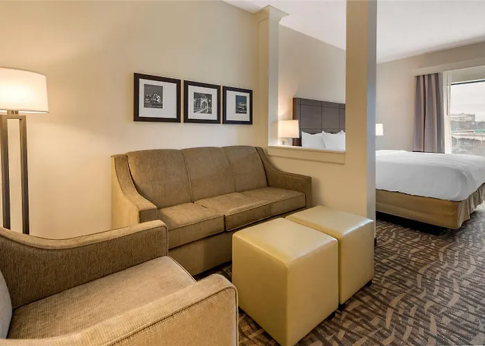 Hotel Comfort & Pittsburgh-northshore