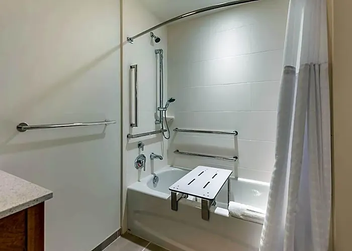 Comfort & Pittsburgh-northshore 4* Pittsburgh
